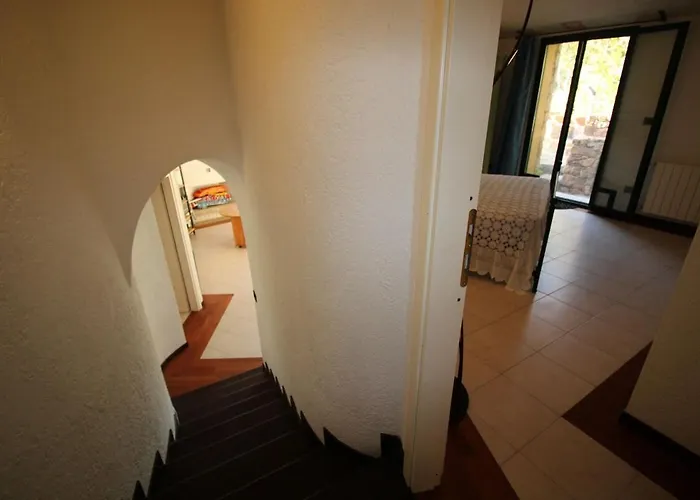 Li Rocchi Riservata E Confortevole Ferienhaus