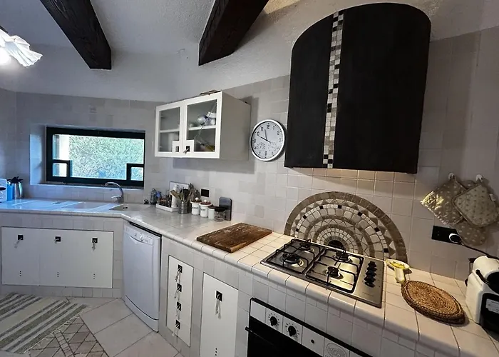 Li Rocchi Riservata E Confortevole Holiday home Costa Paradiso