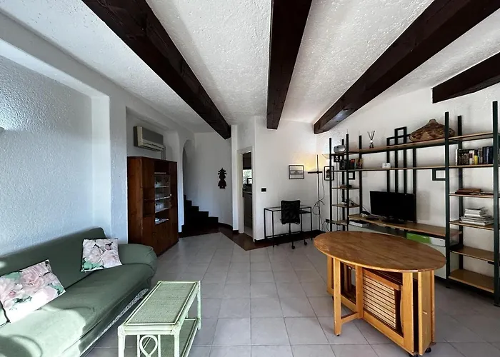 Ferienhaus Li Rocchi Riservata E Confortevole