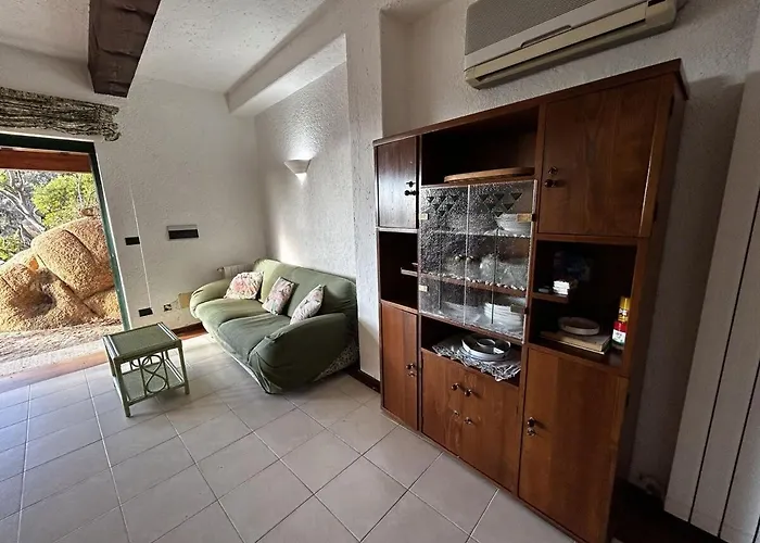 Li Rocchi Riservata E Confortevole Holiday home Costa Paradiso