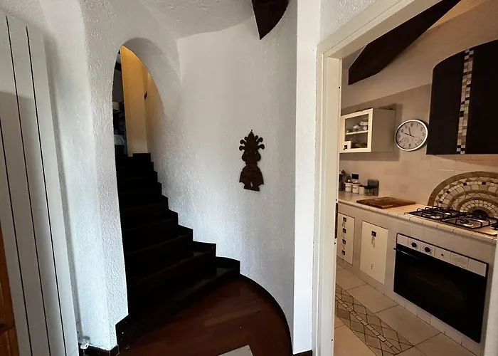 Li Rocchi Riservata E Confortevole * Costa Paradiso