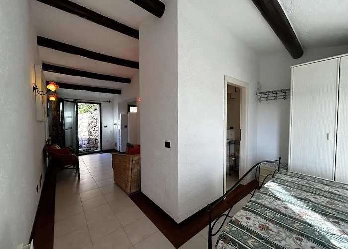 Holiday home Li Rocchi Riservata E Confortevole *