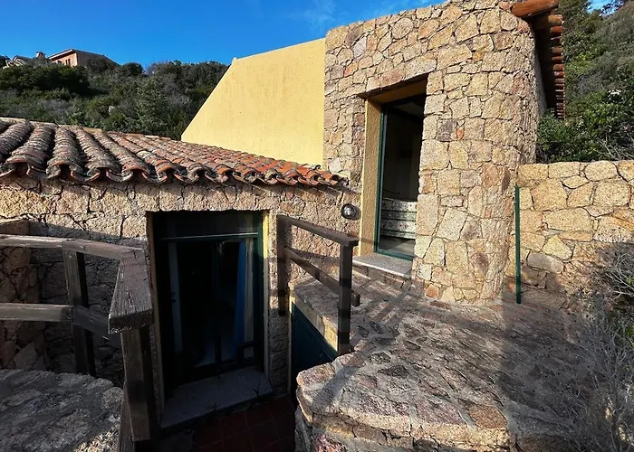 Li Rocchi Riservata E Confortevole Ferienhaus Costa Paradiso