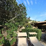 Li Rocchi Riservata E Confortevole Costa Paradiso