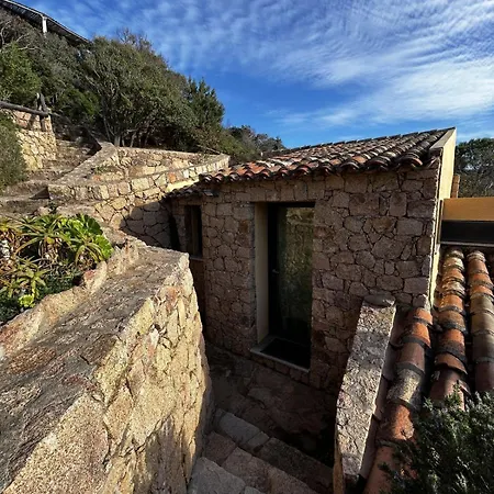 Casa vacanze Li Rocchi Riservata E Confortevole