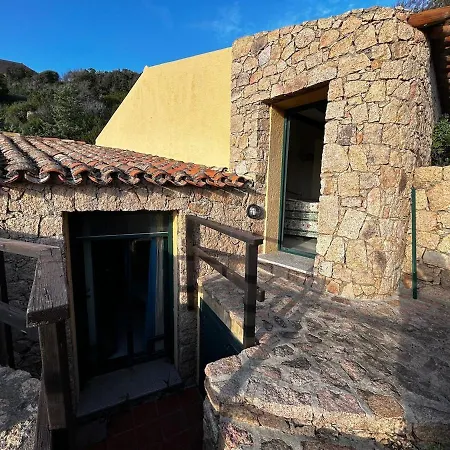 Li Rocchi Riservata E Confortevole Casa vacanze Costa Paradiso