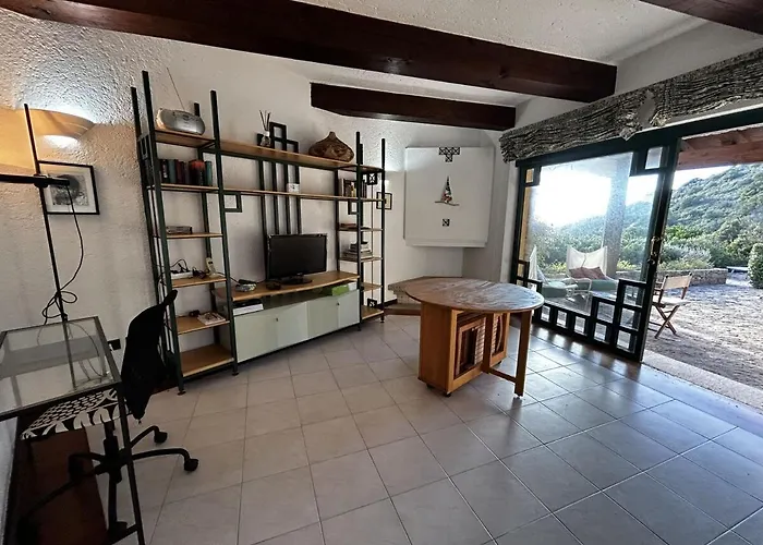 Li Rocchi Riservata E Confortevole * Costa Paradiso